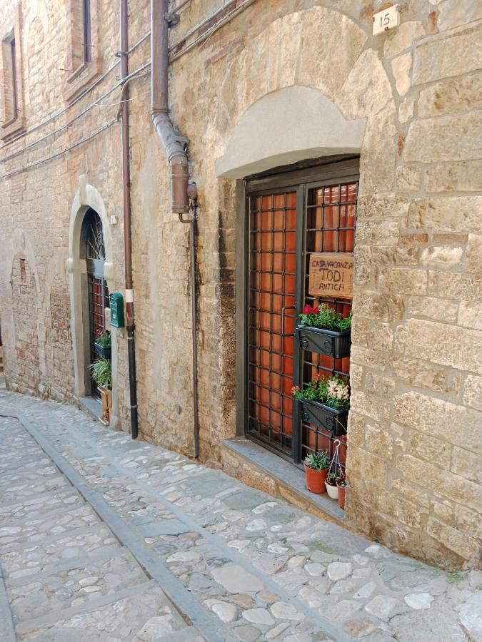 Casa vacanza Todi antica Esterno foto